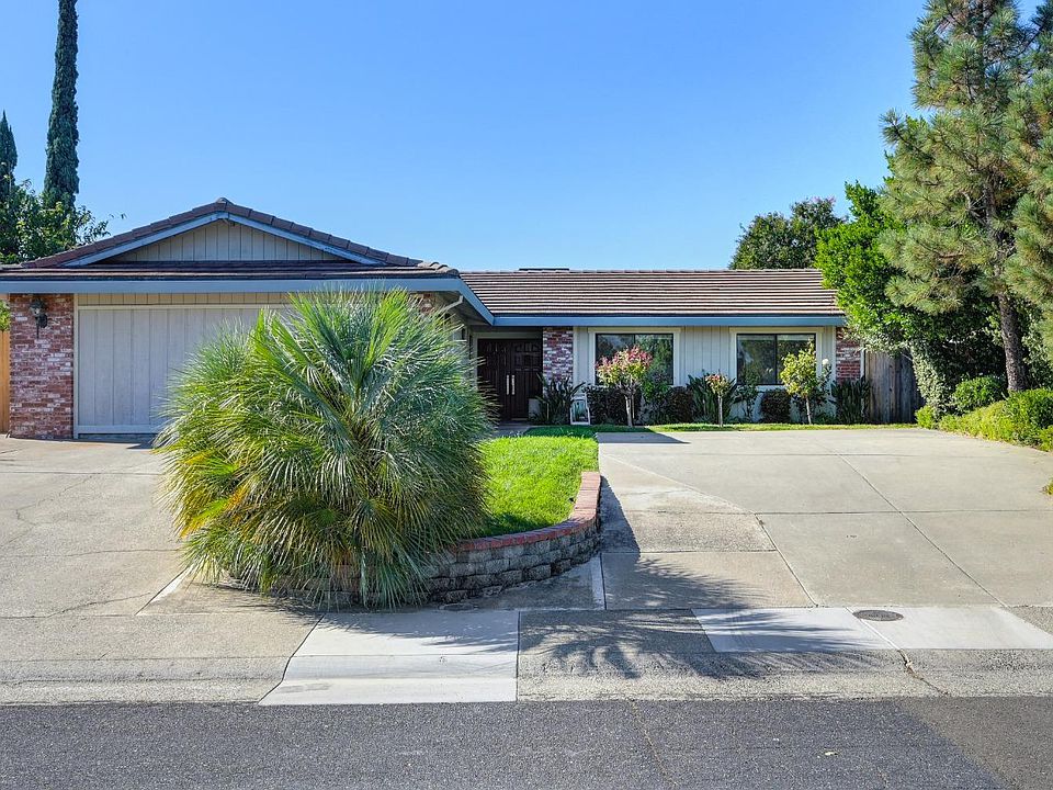 1526 Crestmont Oak (35)