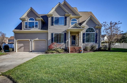 2584 Kentucky Derby Dr, Virginia Beach, VA 23456