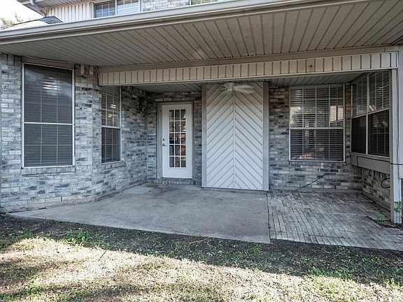 5341 Fort Concho Dr Fort Worth, TX 76137